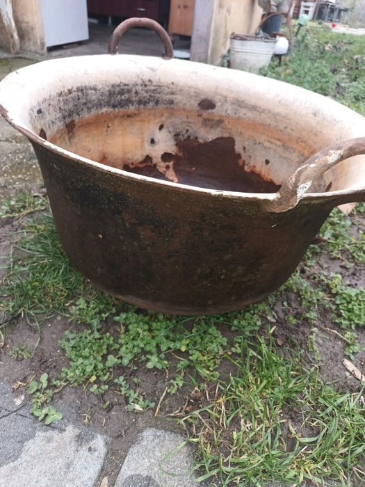 Ceaun/cazan vechi din fontă 40 litri