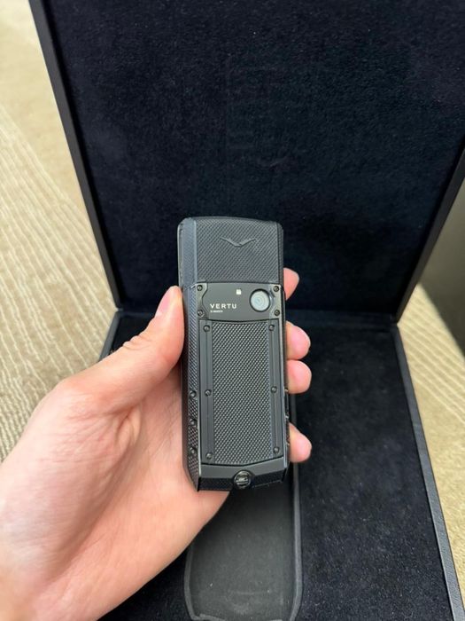 Vertu Ascent X..