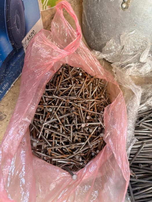 Гвозди.    новые