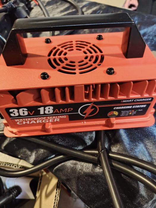 15 Amp 48 Volt и зарядно 36v 18 amp
