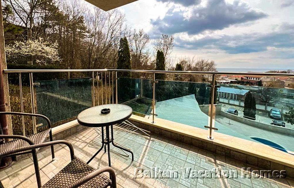 Продава се Тристаен апартамент в Каварна - 103 кв.м за 797 €/кв.м - Снимка #12