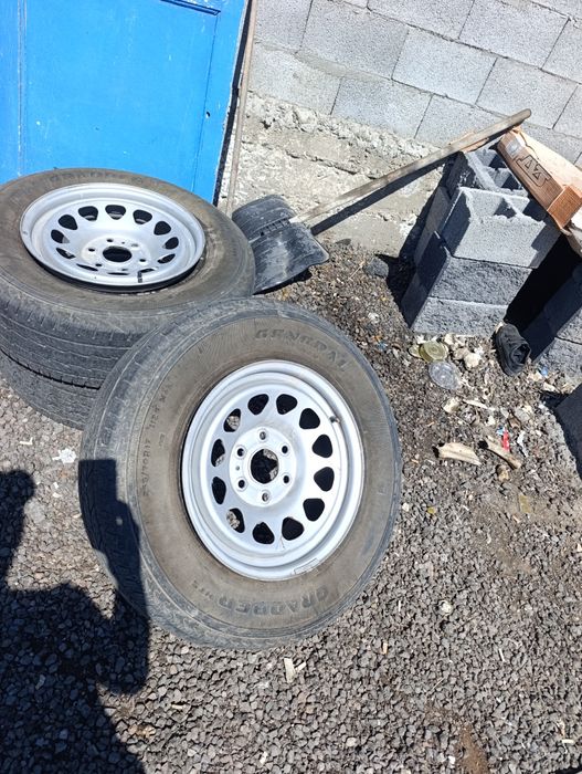 Диск с резиной разболтовка R17/6.139.7