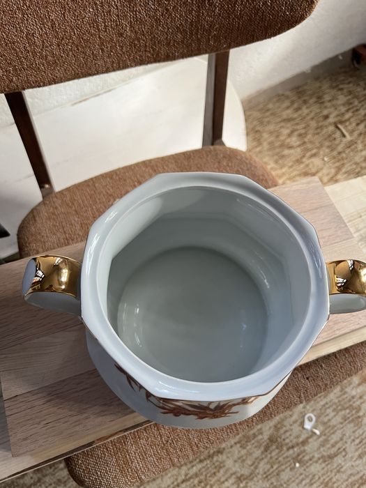 Супник -антика изкрючително запазен