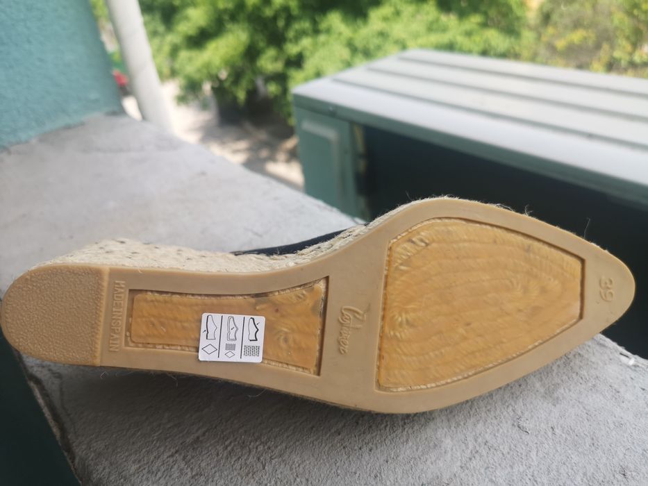 Дамски обувки нови