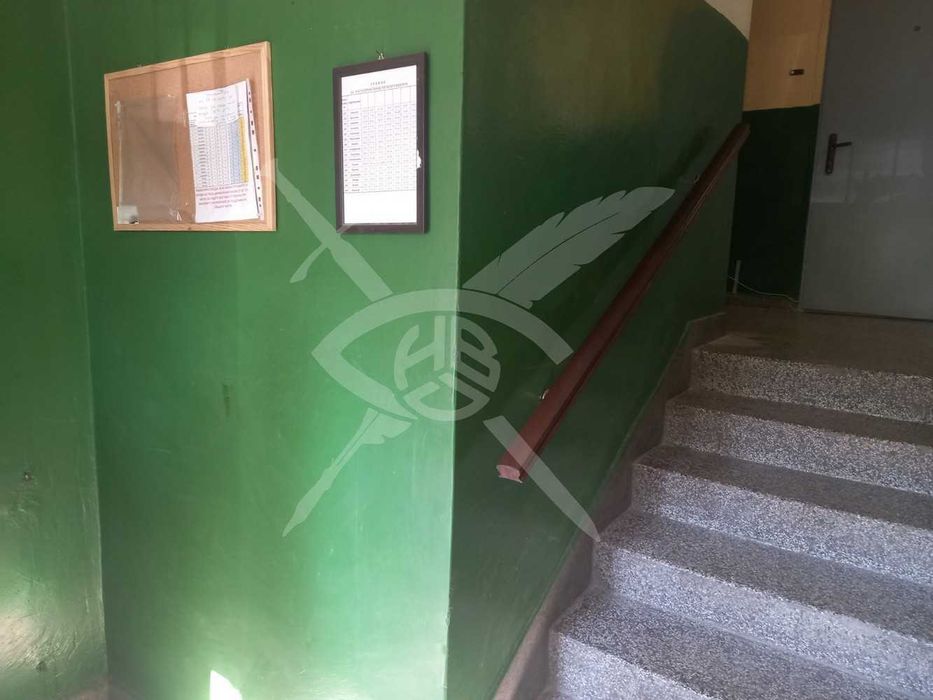 Продава се Тристаен апартамент в София, Толстой - 65 кв.м за 2124 €/кв.м - Снимка #8