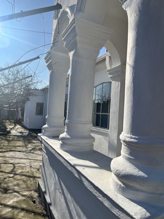 Casa centrala, 4 camere + anexe