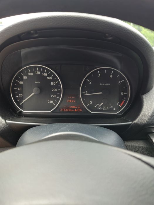 BMW 1 Series 2009 — imagine 5
