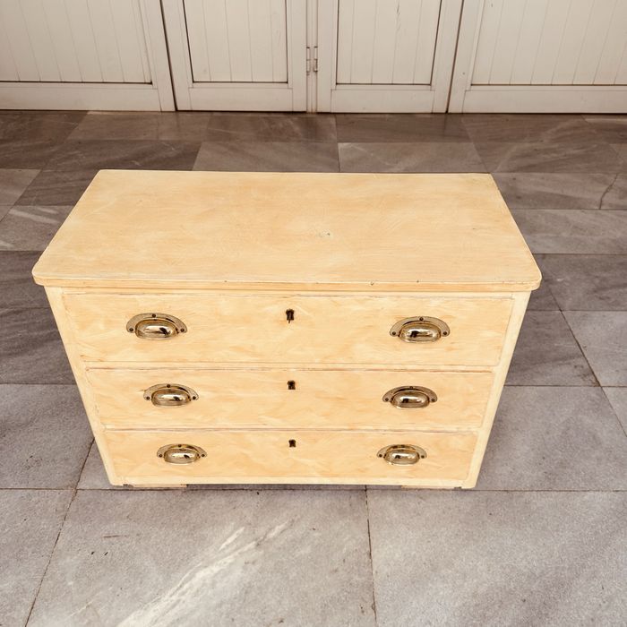 Скандинвски ретро скрин / шкаф с 3 чекмеджета