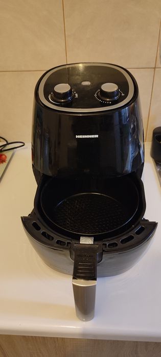 Vând airfryer Heinner