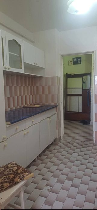 2 camere,decomandate:Micro 14(Pm-uri)