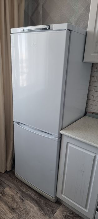 Продам холодильник в отличном состоянии