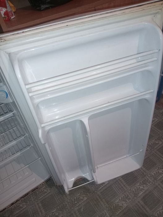 Холодилник маленки