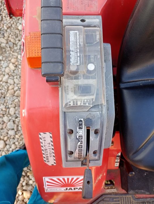 Tractoras /tractor japonez de gradina