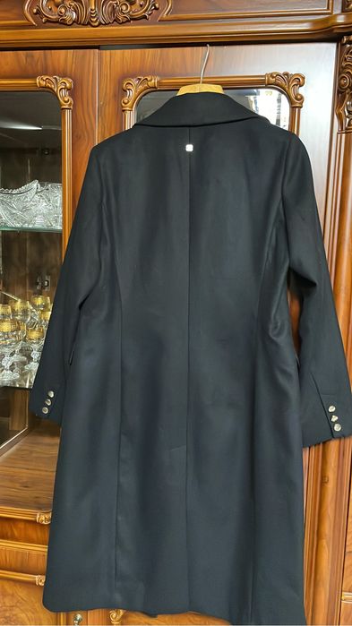 Пальто черное классическое
