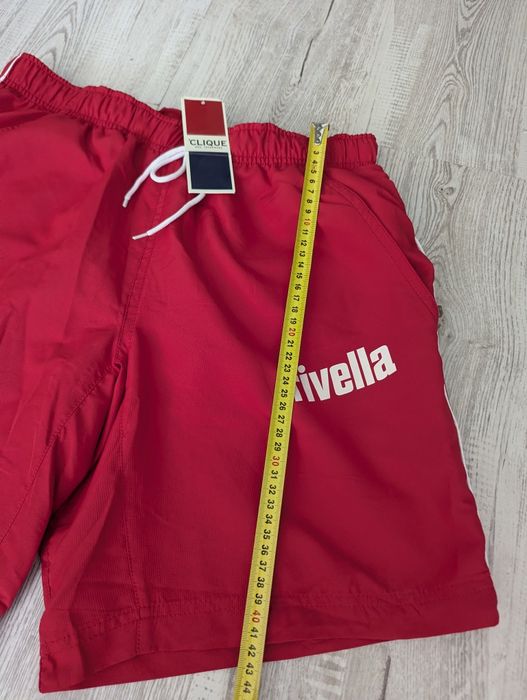 Pantaloni noi mărimea M
