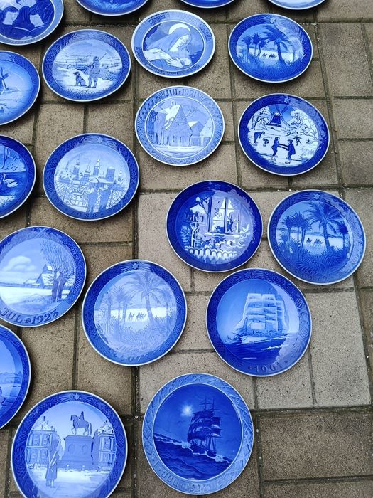 Колекционерски чинии