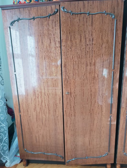 Продам шкафы б/у
