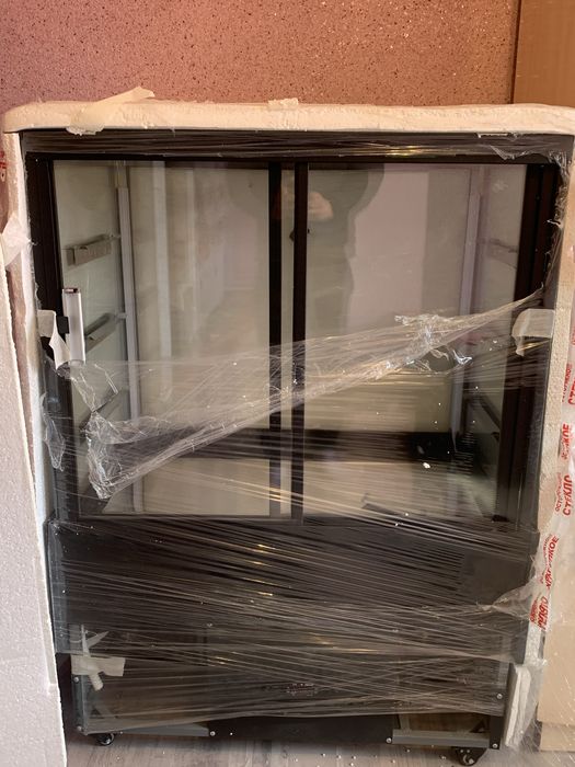 Витрина кондитерский