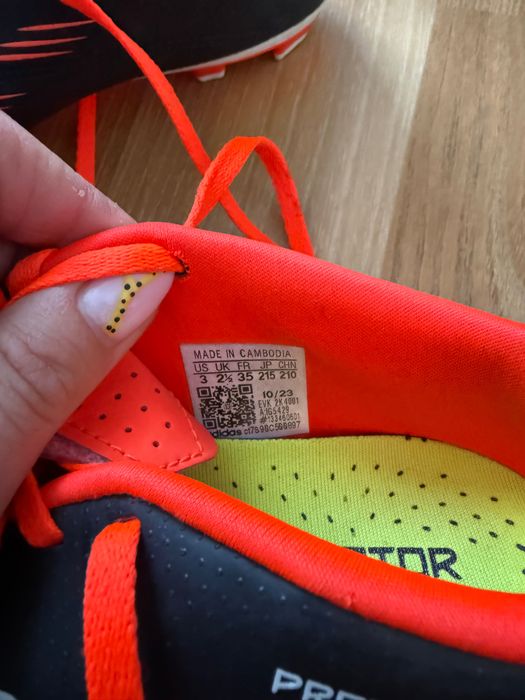 Бутонки на Адидас