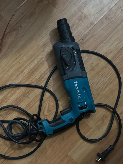 Ciocan Roto-Percutor Makita HR 2470