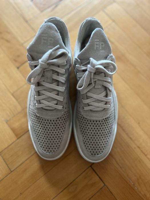 Filling Pieces Low Top