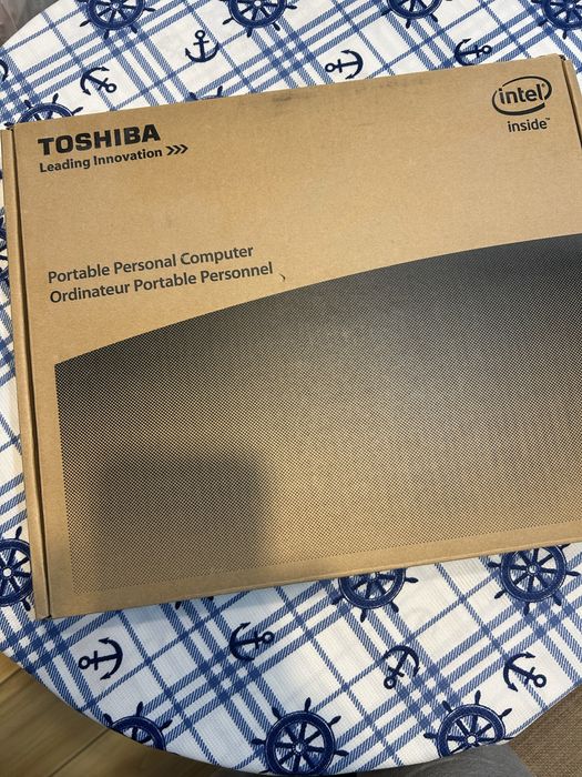 Лаптоп Toshiba L50-B