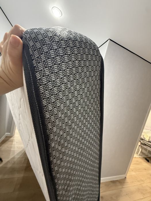 Продам новый матрас 180:200