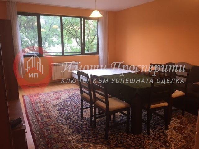 Дава се под наем Четиристаен апартамент в София, Стрелбище - 120 кв.м за 613 € - Снимка #3