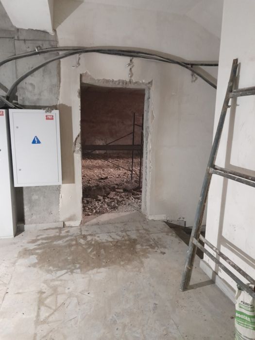 Ferfrator xizmati beton buzish Arada kesish Almazniy kalonkada teshish