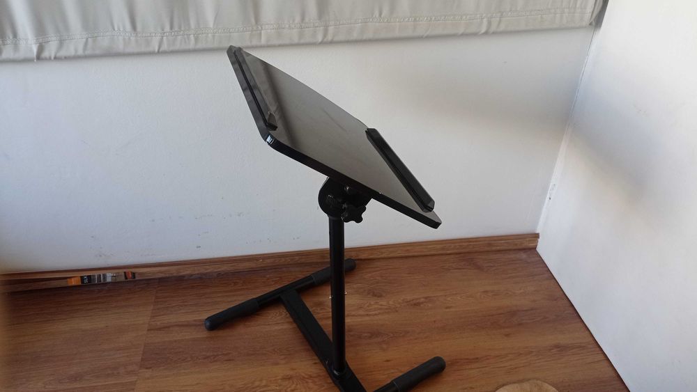Масивна Метална Стойка за Лаптоп / Прожектор / Миксер Ноти Регулируема