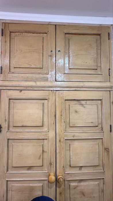 деревянная дверь