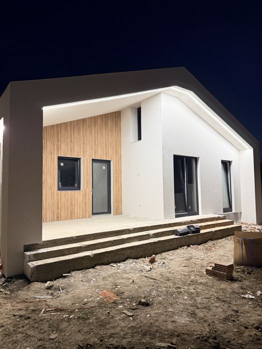 Vand casa Santandrei