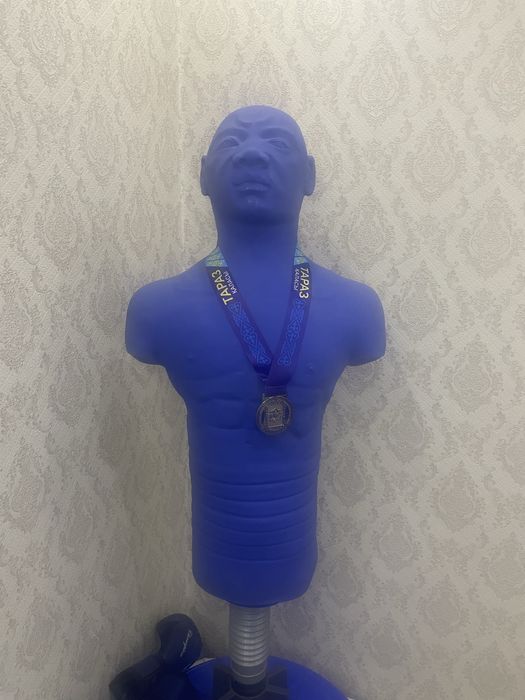 Герман боксерская груша