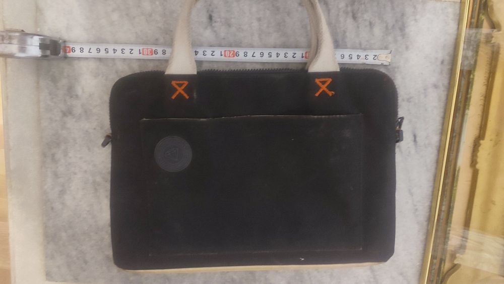 Портфель для нэутбука.