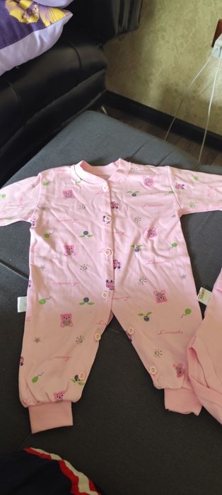 Продам детские вещи