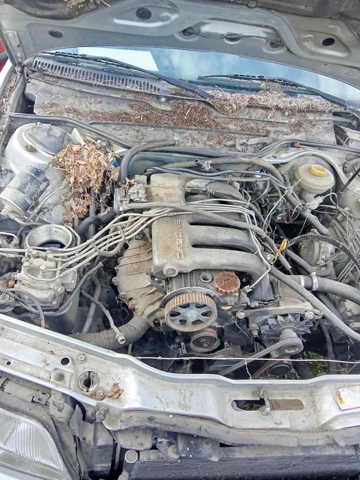 Audi 100 c4 2.0 16v na chasti