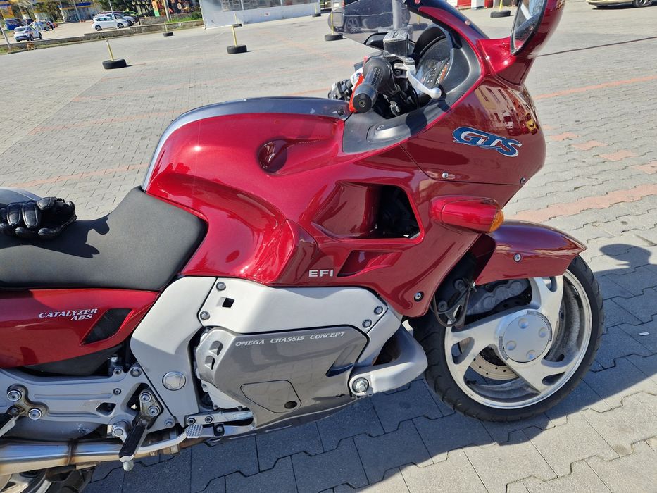 Moto Yamaha GTS 1000