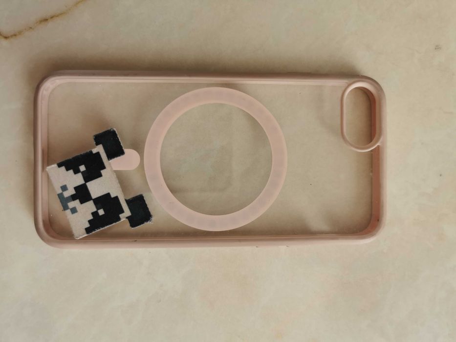 Кейсове за iPhone SE 2020