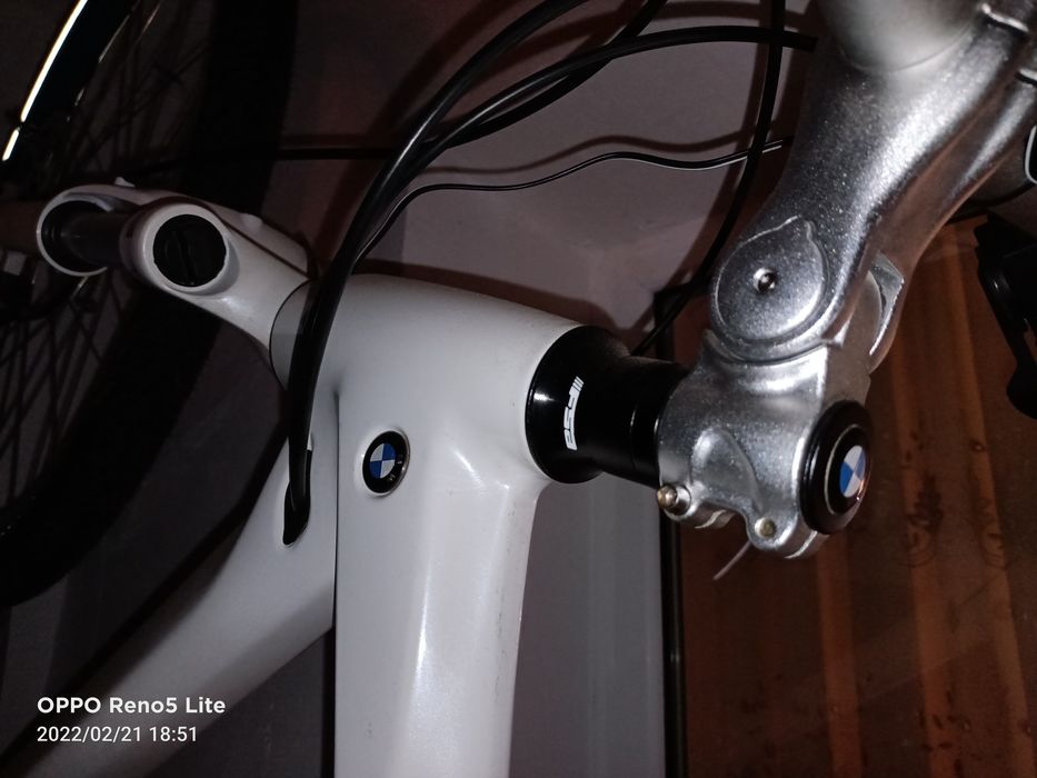 Bicicleta BMW alba