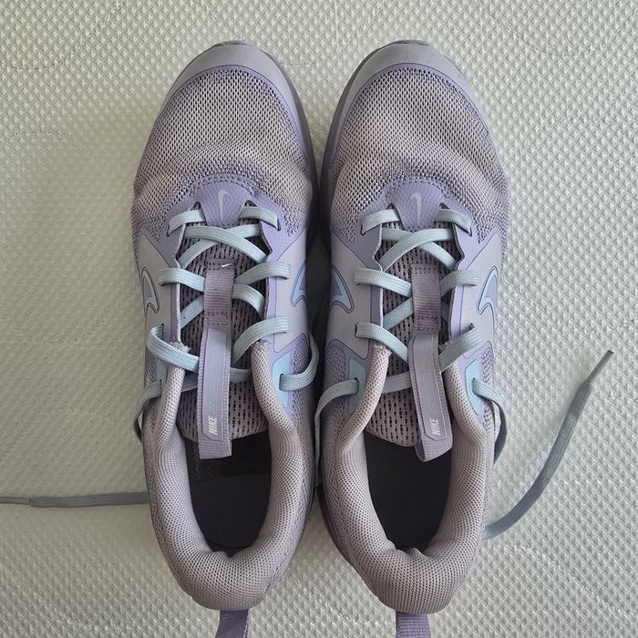 Маратонки.   Nike