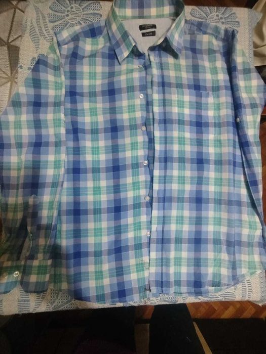 Отдам мужские рубашки