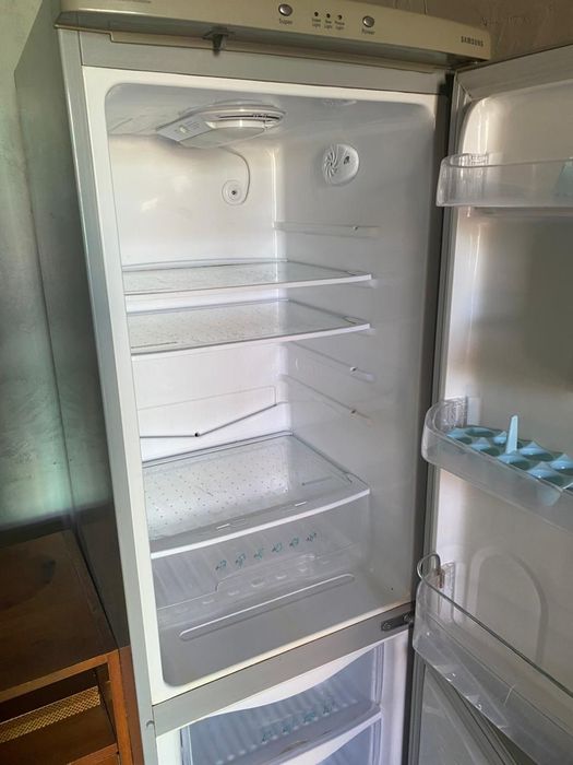 Продам холодильник не рабочий