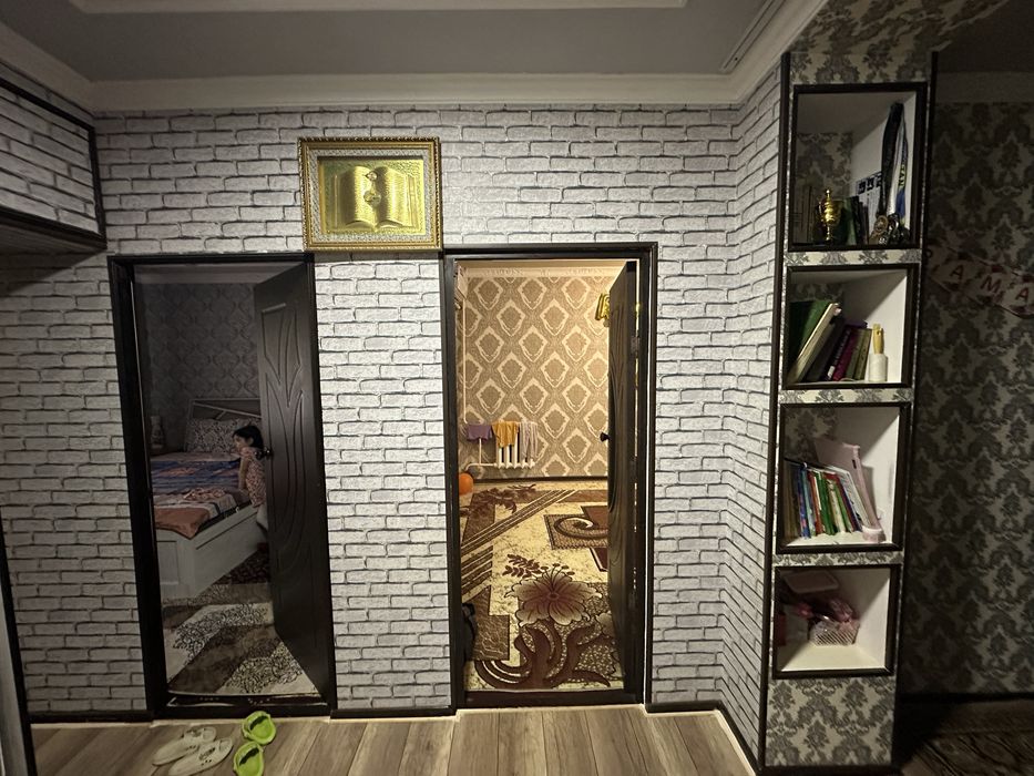 Қибрай центрда квартира сотилади,нотурар жой қилиб фойдалансаям бўлади