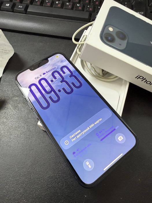 Айфон 13 в идеальном состоянии
