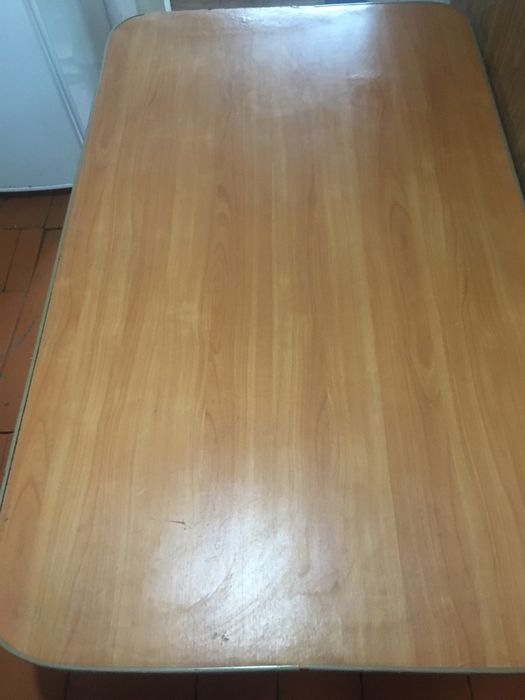 Жер стол, низкий стол