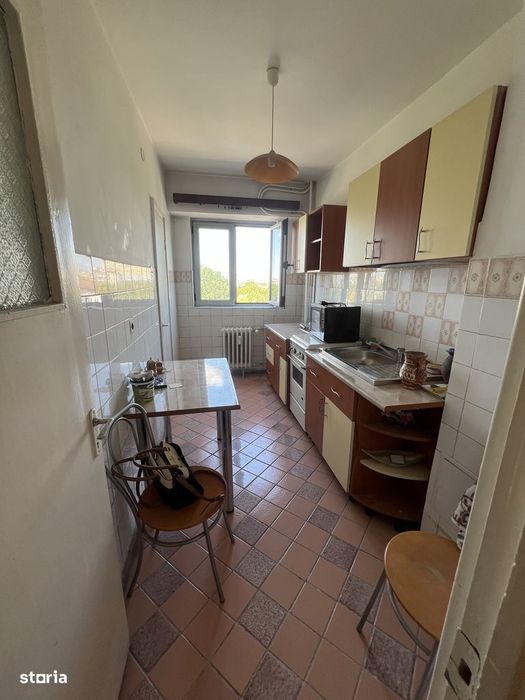 Apartament cu 2 camere decomandate Calea Bucuresti Rotonda etajul 6