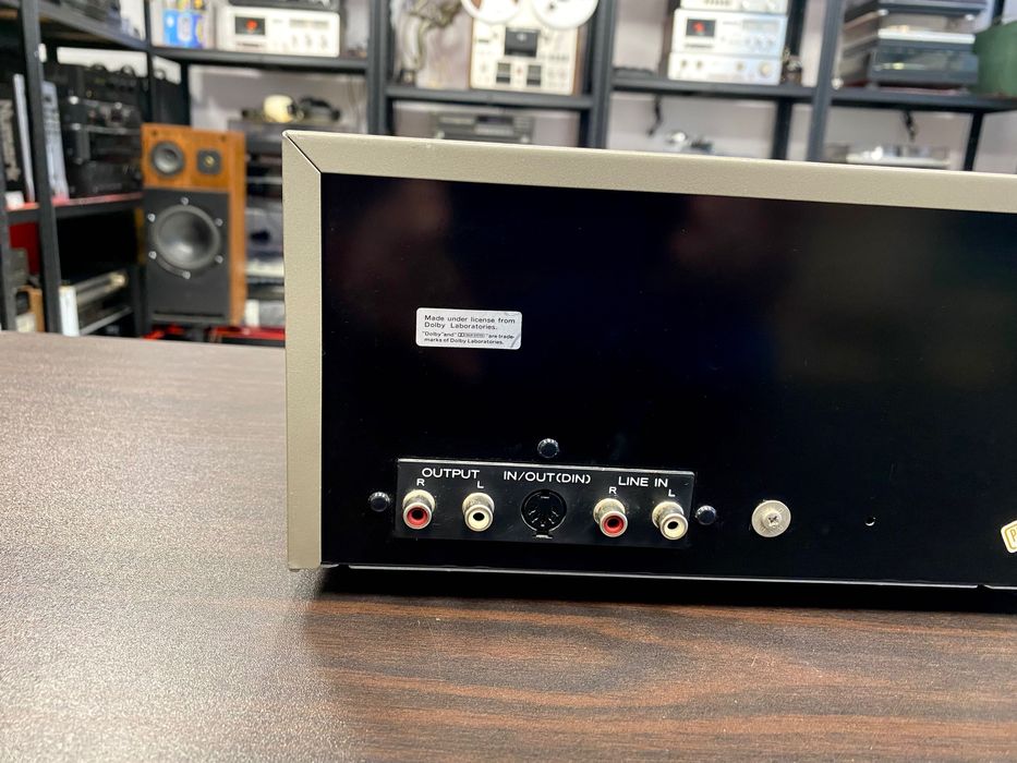 Касетен дек Teac