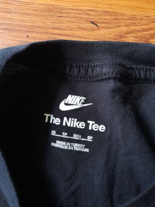 Nike тениски S размер 2броя.