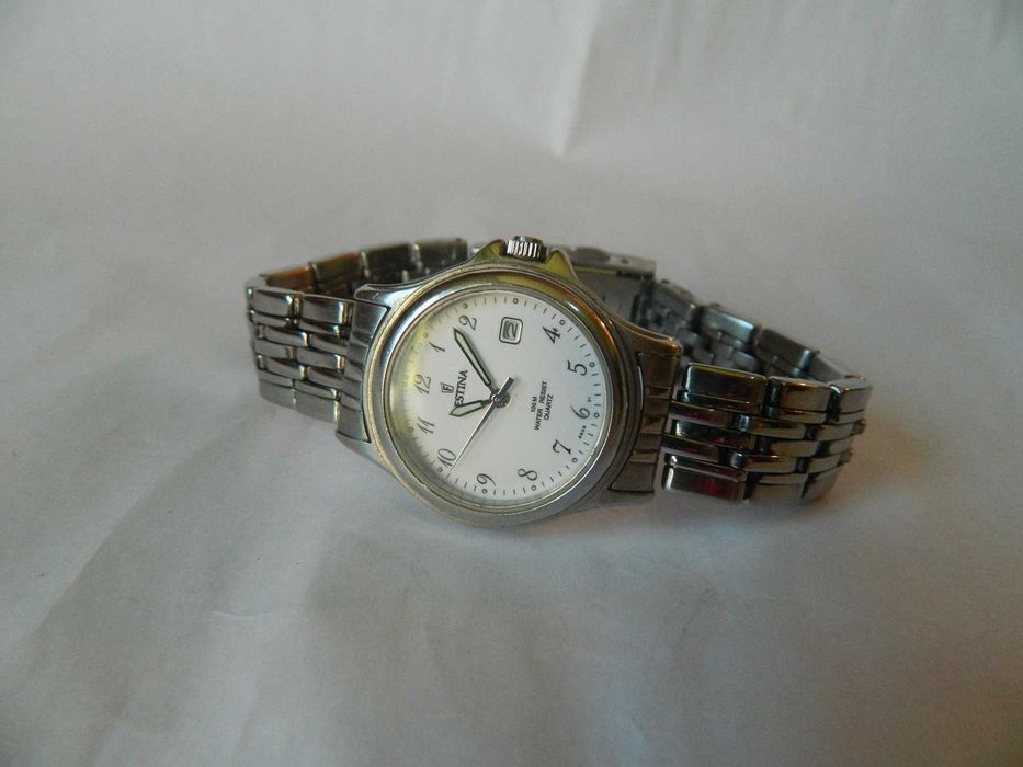Ceas de dama FESTINA ,din otel, 100M ,stare excelenta cod F2