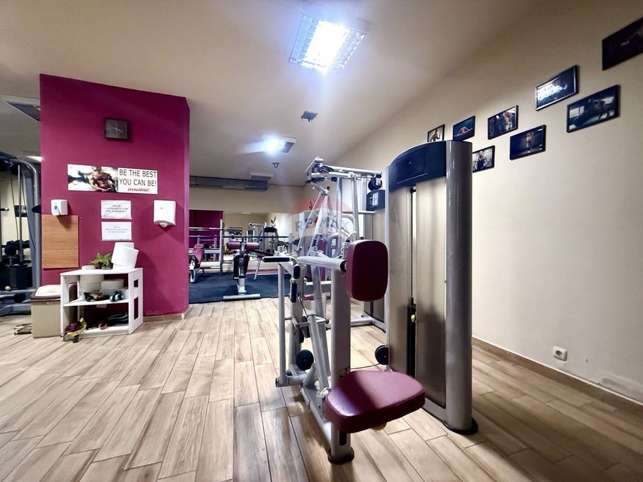 Функционално помещение на ТОП локация за продажба, Център, гр. Варна,